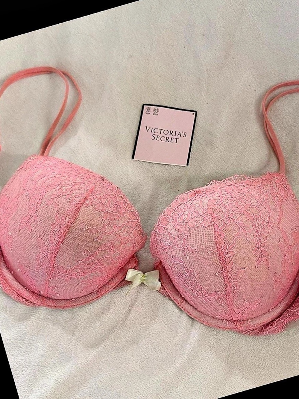 Victoria's Secret Very Sexy Push-Up Bra Pink 32D